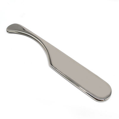 Proprietà dell'argento Strumenti in acciaio inossidabile per la bellezza Proprietà del massaggiatore 5 in 1 set