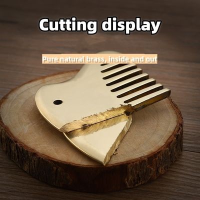 Oro in ottone naturale Gua Sha Board Tool per massaggio del cuoio capelluto pettine Guasha Stone Head Massager Hair Health Care Salone di bellezza