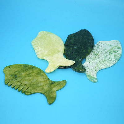 Equipaggiamento per il massaggio della testa 2024 Prodotto Xiuyan Jade Comb Guasha Jade Stone Scraping Massage Board in verde e giallo