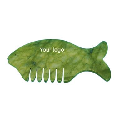 2024 Forma di pesce Xiuyan naturale Giada Gua Sha Scalp Massaggio pettine testa Guasha massaggiatore per attrezzature di massaggio testa gialla