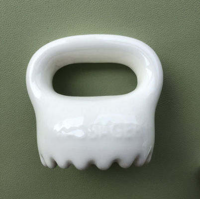 Spazzola di massaggio per il cuoio capelluto in ceramica bianca per massaggiatori di testa e massaggiatori di corpo strumento di rilassamento sanitario 2024