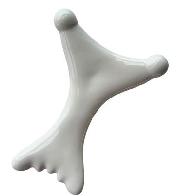 Disponibile il logo personalizzato Massaggiatore per muscoli del corpo attrezzo di massaggio ceramico Gua Sha per la cura della propria pelle