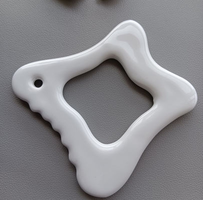 Attrezzatura per massaggi del corpo 2024 attrezzatura di massaggio in ceramica portatile Gua Sha per la cura della pelle