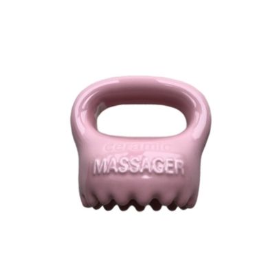 Attrezzatura per il massaggio del corpo Ceramica per uso domestico Colore rosa Gua Sha Strumento di massaggio del cuoio capelluto con maniglia e spa Massaggiatore di bellezza rilassante