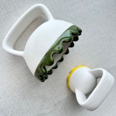 Attrezzatura per il massaggio del corpo Strumento ceramico Guasha per massaggio muscolare rilassante viso collo schiena tutto il corpo
