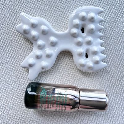 Strumento di massaggio corporeo Gua Sha in ceramica bianca Scraping Guasha Stone per auto cura della pelle Spa tutto il corpo Relax Beauty Massager