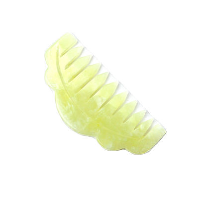 Xiuyan Jade Massage Comb 9.2cm*4.6cm Dimensione Verde chiaro Colore Promuove la circolazione sanguigna e migliora il sonno