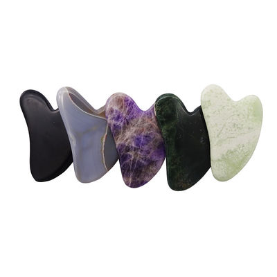 Massaggiatore Forma di cuore Gua Sha Tavola Pietra di giada per il massaggio facciale SPA Trattamento di terapia di agopuntura