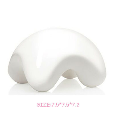 Scopri il potere curativo tradizionale del ceramico Gua Sha strumento facciale per il rilassamento del corpo