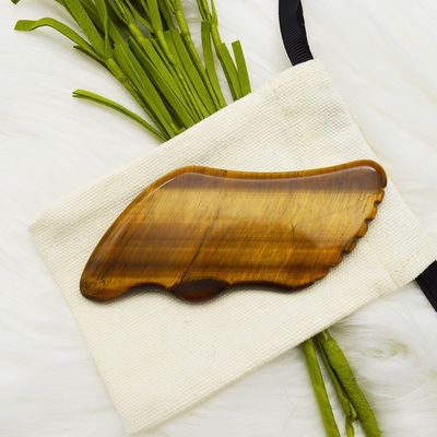 Manifattura a mano Gua Sha occhio di tigre naturale massaggiatore per la pelle per il viso occhi collo Nody rilassamento muscolare OEM ODM
