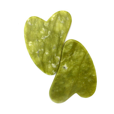 Verde 7.6cm*5.5cm*0.2cm Xiuyan Giada Forma Cuore Faccia Giada Guasha massaggiatore Tavola Gua Sha Massaggio Strumento Per la Salute