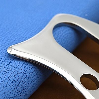 100*80*4.5mm MASSAGGIO Acciaio inossidabile Guasha Scraping Massaggio Strumenti Iastm Metal Gua Sha per ridurre le rughe Nuovo design