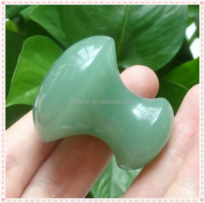 Pietra di massaggio a forma di fungo Gua Sha Strumento artigianale di avventurina verde per il ringiovanimento del viso