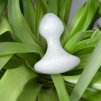 Logo personalizzato White Jade Gua Sha Massage Tool per faccia e collo dolore alleviamento pietra di massaggio