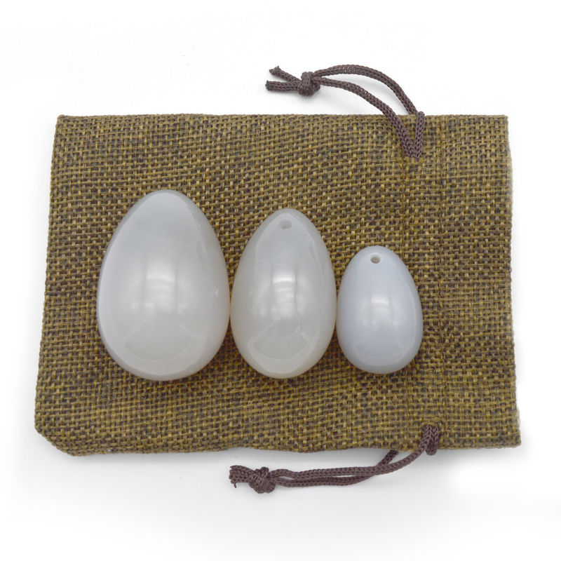 Perforazione artigianale di buchi Uova di Yonie per la stretta vaginale Dimensioni medie 40 * 25 mm Materiale di agata naturale